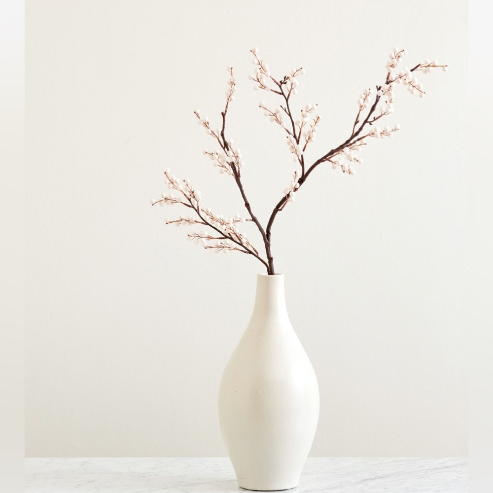 Pottery Barn faux berry branch❤️❤️❤️❤️